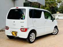 https://riyasewana.com/uploads/suzuki-wagon-r-2018-417551712942.jpg