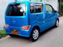 https://riyasewana.com/uploads/suzuki-wagon-r-2018-48563712373.jpg