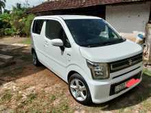 https://riyasewana.com/uploads/suzuki-wagon-r-2018-57415812064.jpg