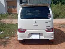 https://riyasewana.com/uploads/suzuki-wagon-r-2018-618343412202.jpg