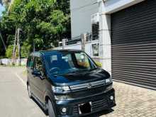 Suzuki Wagon R FZ PREMIUM 2018 Car