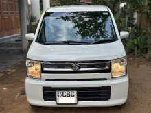 Suzuki Wagon R FX Premium 2018 Car