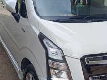 https://riyasewana.com/uploads/suzuki-wagon-r-2018-922484912923.jpg