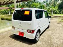https://riyasewana.com/uploads/suzuki-wagon-r-2023-1913074112393.jpg