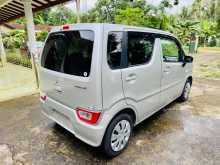 https://riyasewana.com/uploads/suzuki-wagon-r-2023-2612122712094.jpg