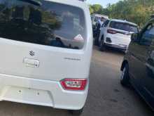https://riyasewana.com/uploads/suzuki-wagon-r-2023-320430112552.jpg