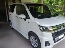 Suzuki Wagon R Custom Z 2025 Car