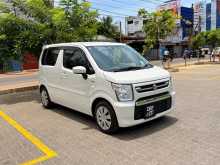 Suzuki Wagon R FXS Hybrid 2025 Car