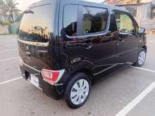 https://riyasewana.com/uploads/suzuki-wagon-r-20808164363.jpg