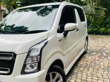 https://riyasewana.com/uploads/suzuki-wagon-r-2111011424.jpg