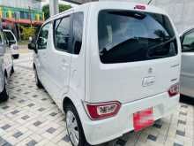 https://riyasewana.com/uploads/suzuki-wagon-r-21236115002.jpg