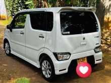 https://riyasewana.com/uploads/suzuki-wagon-r-213342522973.jpg