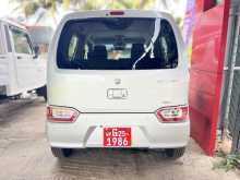 https://riyasewana.com/uploads/suzuki-wagon-r-239410322983.jpg