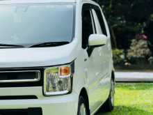 https://riyasewana.com/uploads/suzuki-wagon-r-24110321964.jpg