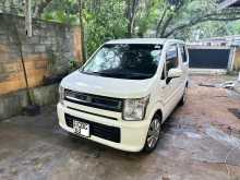 Suzuki Wagon R FX 2018 Car