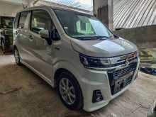 Suzuki Wagon R Custom Z 2024 Car