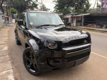 Land-Rover Defender P300 X Dynamic SE 2026 SUV