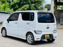 https://riyasewana.com/uploads/suzuki-wagon-r-2495242426.jpg