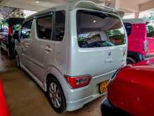 https://riyasewana.com/uploads/suzuki-wagon-r-26165325494.jpg