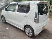 https://riyasewana.com/uploads/suzuki-wagon-r-2692816592.jpg