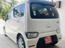 https://riyasewana.com/uploads/suzuki-wagon-r-269422622673.jpg