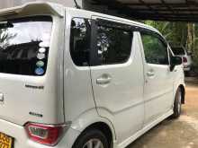 https://riyasewana.com/uploads/suzuki-wagon-r-271211104873.jpg