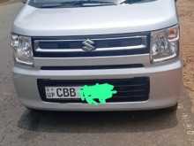 Suzuki Wagon R 2018 Car