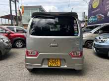 https://riyasewana.com/uploads/suzuki-wagon-r-2794649774.jpg