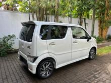 https://riyasewana.com/uploads/suzuki-wagon-r-2817421717832.jpg