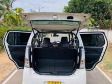 https://riyasewana.com/uploads/suzuki-wagon-r-2849586654.jpg