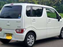 https://riyasewana.com/uploads/suzuki-wagon-r-2910244912.jpg