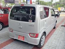 https://riyasewana.com/uploads/suzuki-wagon-r-291036036984.jpg