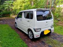 https://riyasewana.com/uploads/suzuki-wagon-r-291959414462.jpg