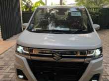 Suzuki Wagon R ZX CUSTOM 4WAY 2025 Car