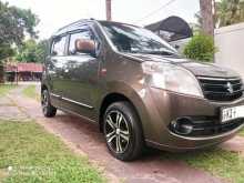 Suzuki Wagon R 2010 Car