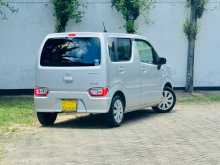 https://riyasewana.com/uploads/suzuki-wagon-r-3160656232.jpg