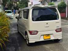 https://riyasewana.com/uploads/suzuki-wagon-r-395140246.jpg