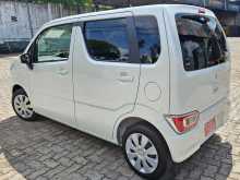 https://riyasewana.com/uploads/suzuki-wagon-r-41540534063.jpg