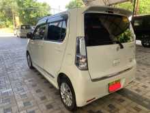 https://riyasewana.com/uploads/suzuki-wagon-r-4172412746.jpg