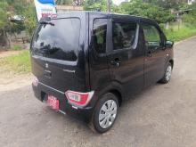 https://riyasewana.com/uploads/suzuki-wagon-r-46555317366.jpg
