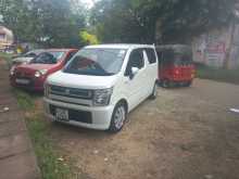Suzuki Wagon R 2018 Car