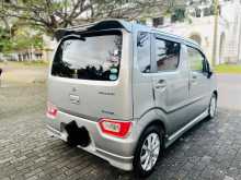 https://riyasewana.com/uploads/suzuki-wagon-r-612462622562.jpg