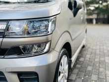https://riyasewana.com/uploads/suzuki-wagon-r-612462722373.jpg