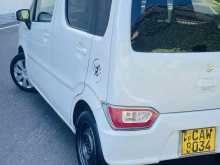 https://riyasewana.com/uploads/suzuki-wagon-r-615093322543.jpg