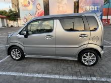 https://riyasewana.com/uploads/suzuki-wagon-r-715131417376.jpg