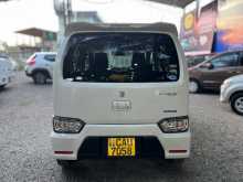 https://riyasewana.com/uploads/suzuki-wagon-r-7154345224.jpg