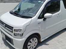 Suzuki Wagon R Fx 2018 Car