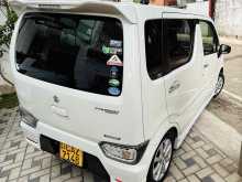https://riyasewana.com/uploads/suzuki-wagon-r-76344322353.jpg