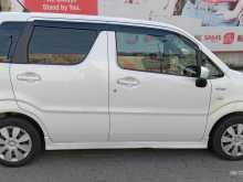 https://riyasewana.com/uploads/suzuki-wagon-r-8231449853.jpg