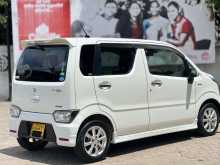 https://riyasewana.com/uploads/suzuki-wagon-r-8955104853.jpg